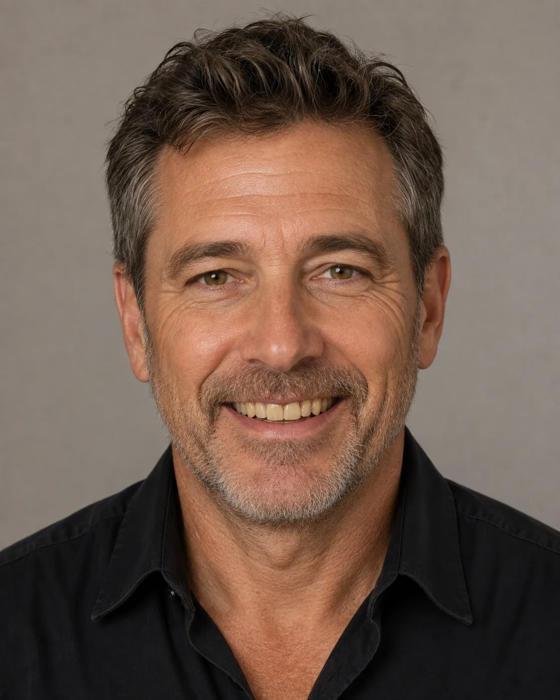 Patient smile before teeth whitening simulation, additional result